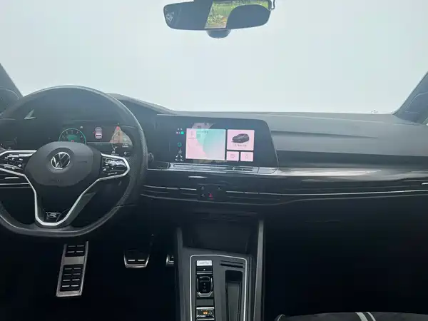 Volkswagen Golf 2022