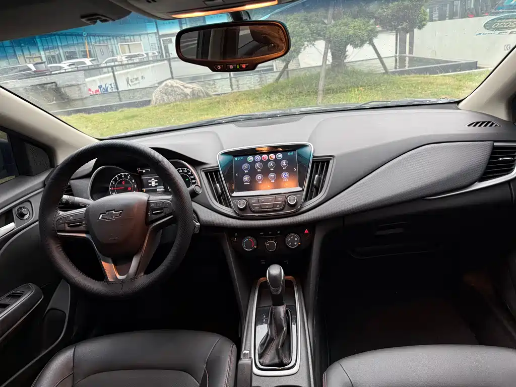 Chevrolet Monza 2019 — фото 14