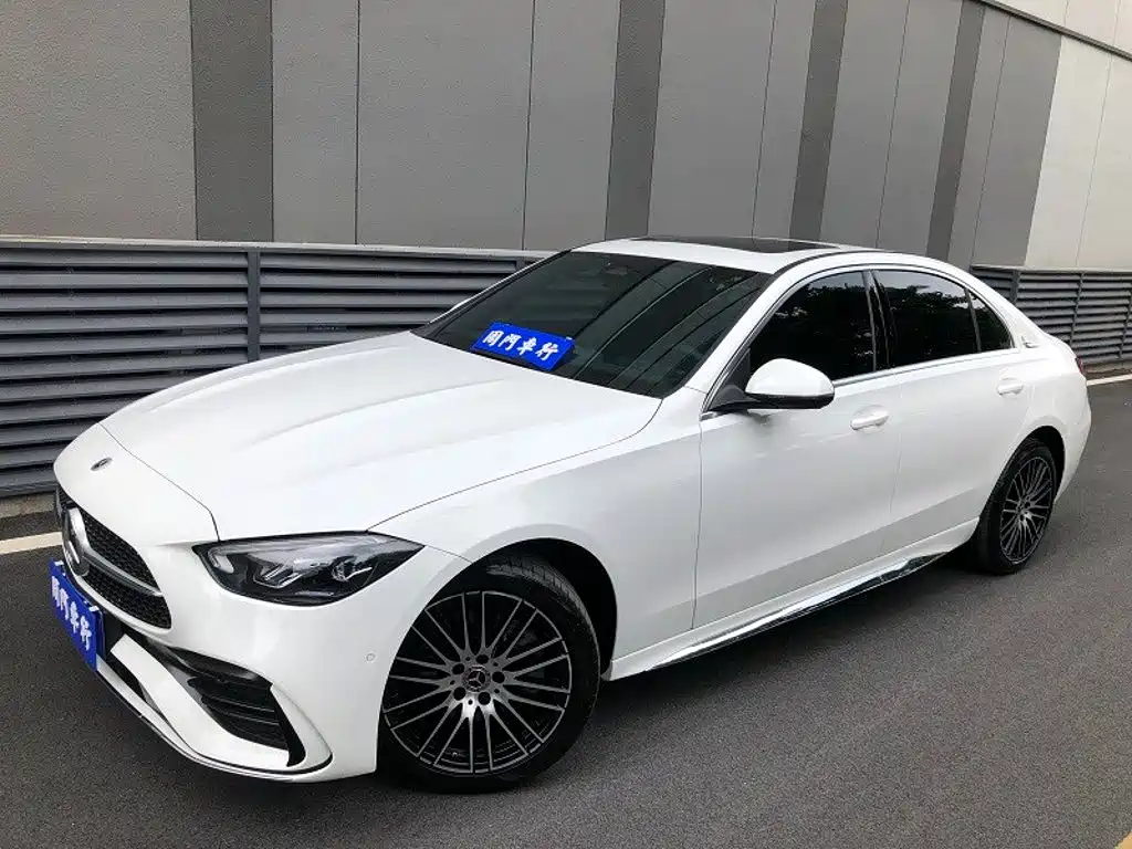Mercedes-Benz C-Class 2023 — фото 1