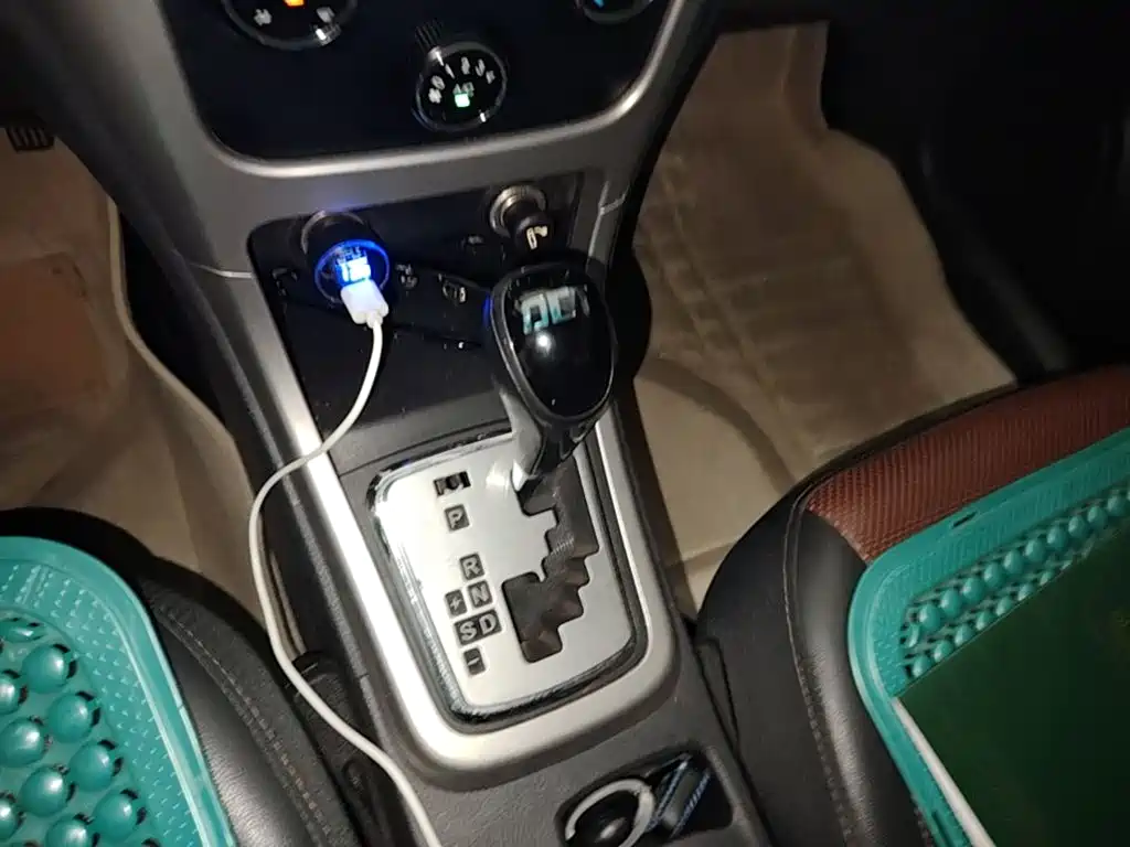 BYD F3 2015 — фото 15