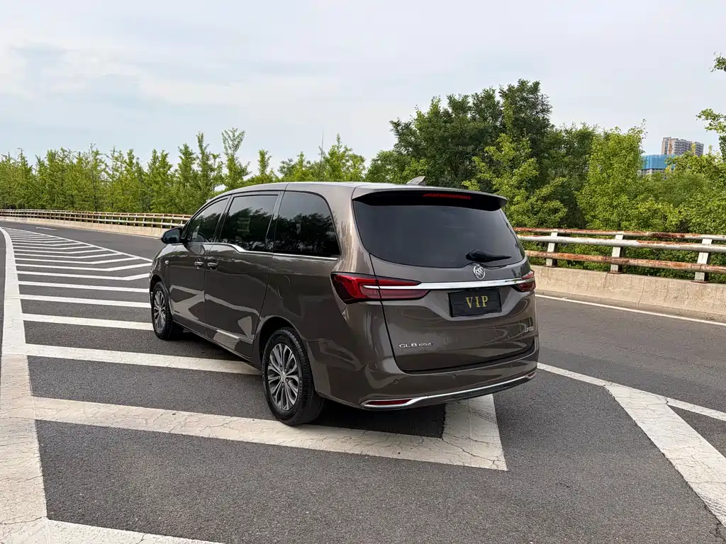 Buick GL8 2022
