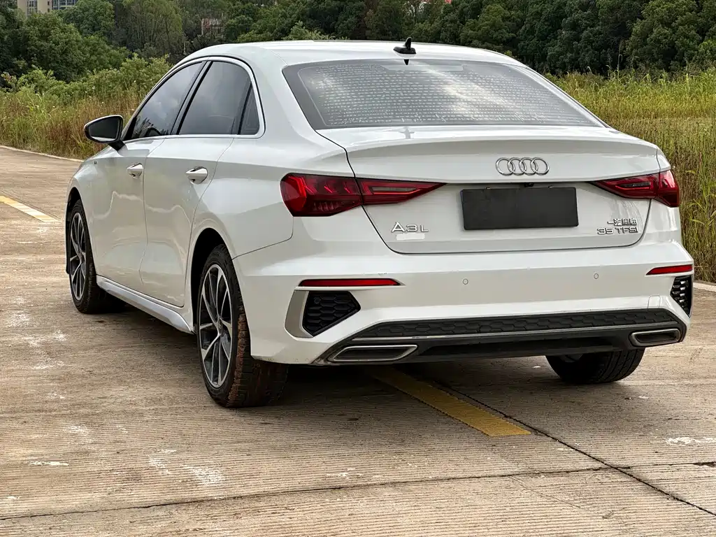 Audi A3 2022 — фото 12