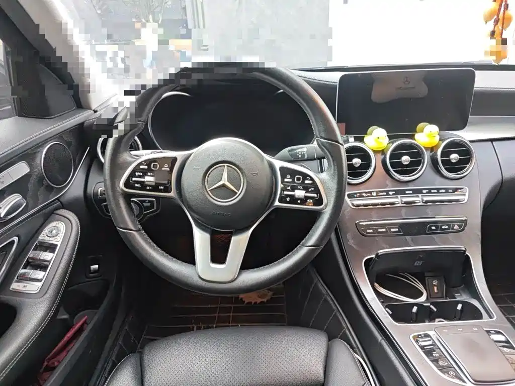 Mercedes-Benz C-Class 2019 — фото 11