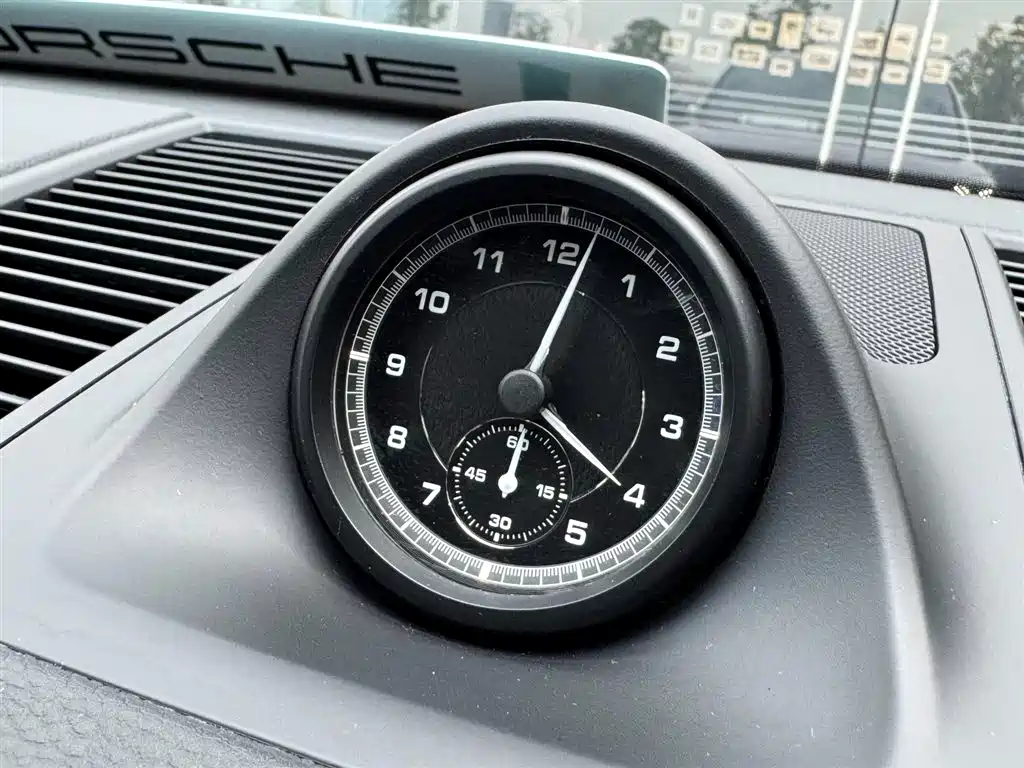 Porsche Macan 2023 — фото 18