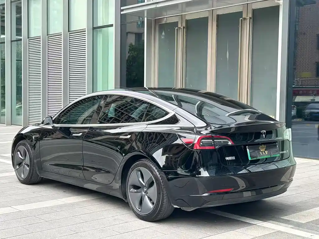 Tesla Model 3 2020 — фото 5
