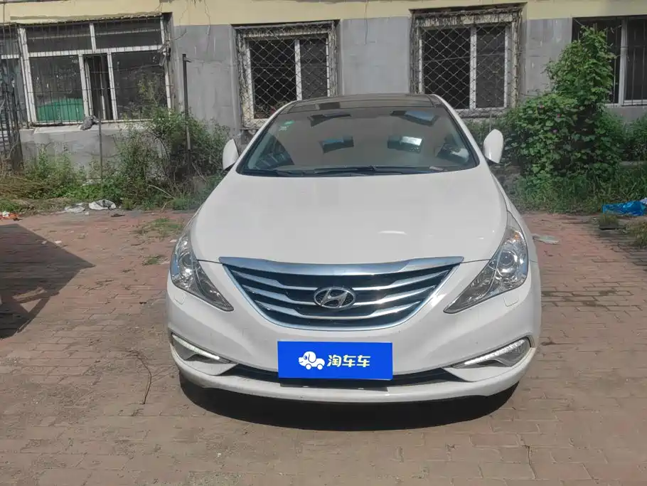 Hyundai Sonata 2015 — фото 2