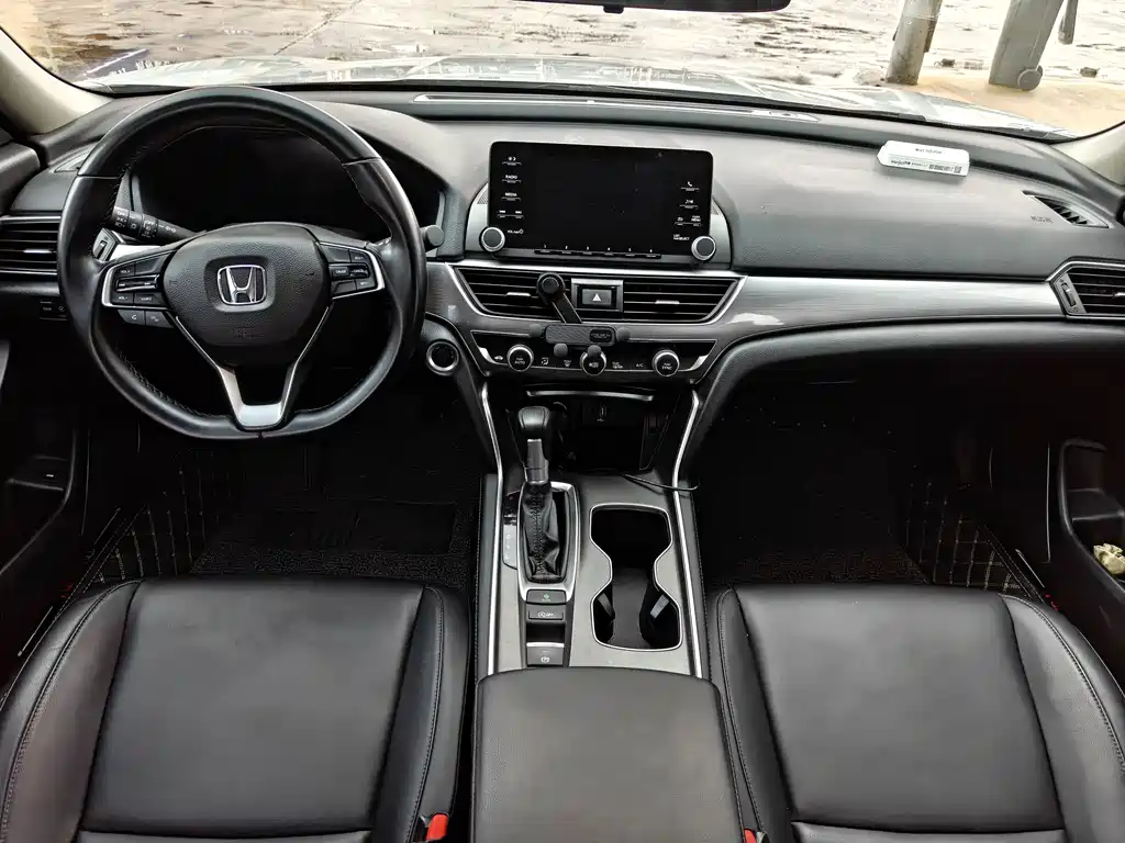 Honda Accord 2021 — фото 12