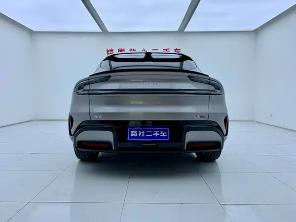 Xiaomi YU7 2025