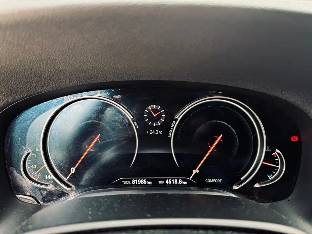 BMW 7 Series 2017 — фото 27