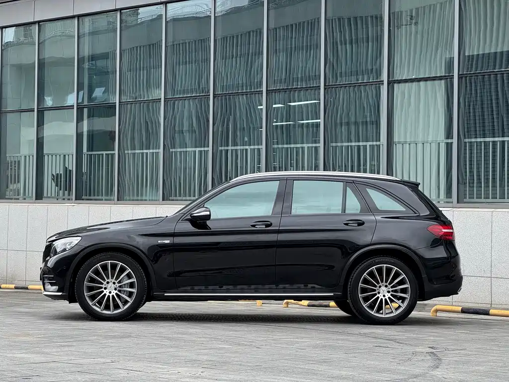 Mercedes-Benz GLC AMG 2019 — фото 4