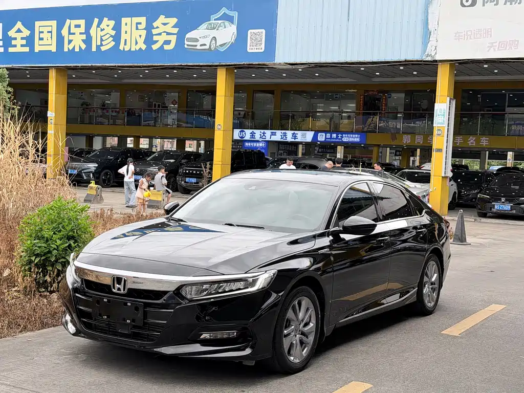 Honda Accord 2021 — фото 1