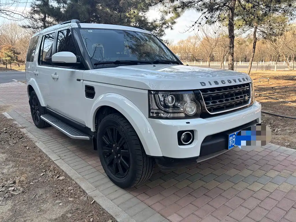 Land Rover Discovery 2014 — фото 11
