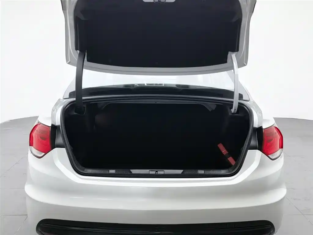 Citroen C4L 2015 — фото 16