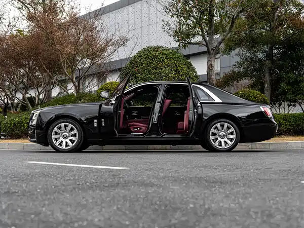 Rolls-Royce Ghost 2021