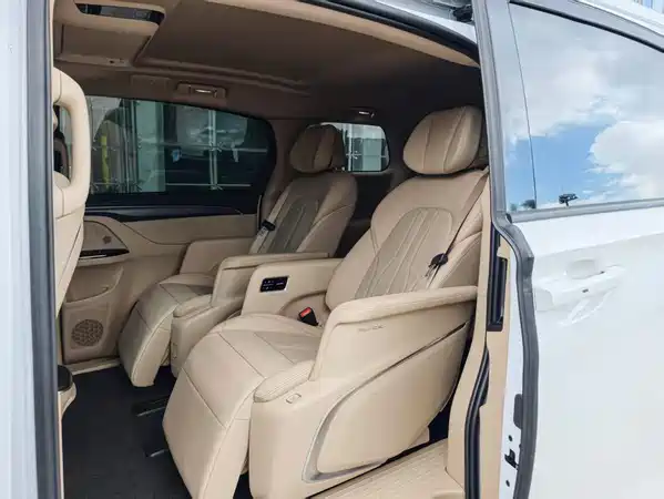 Buick GL8 New Energy 2025