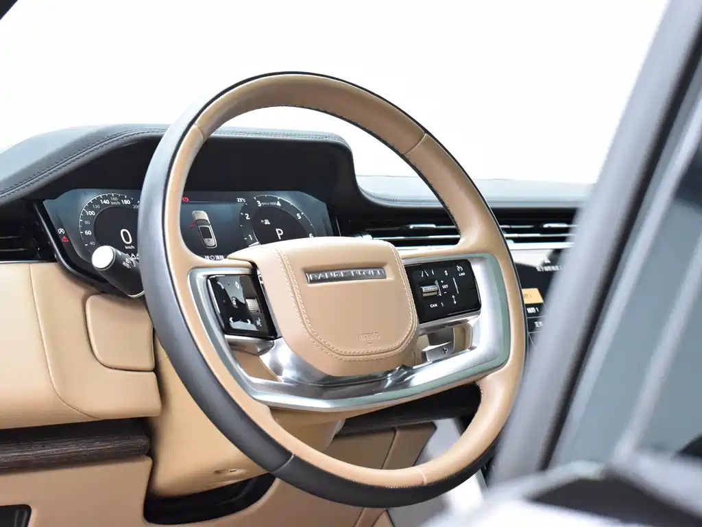 Land Rover Range Rover 2023 — фото 14