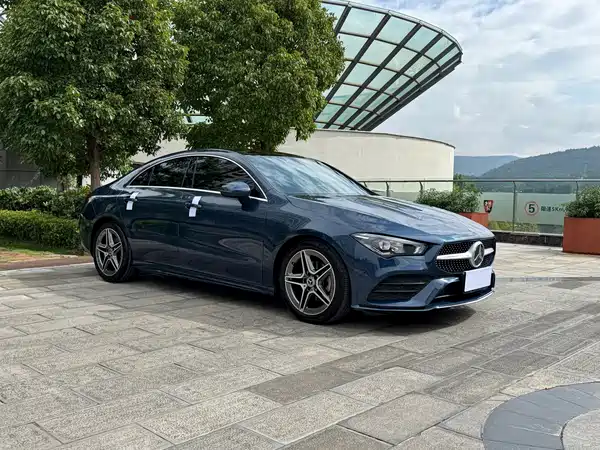 Mercedes-Benz CLA 2022