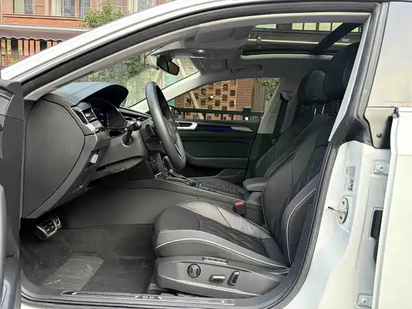 Volkswagen CC 2023