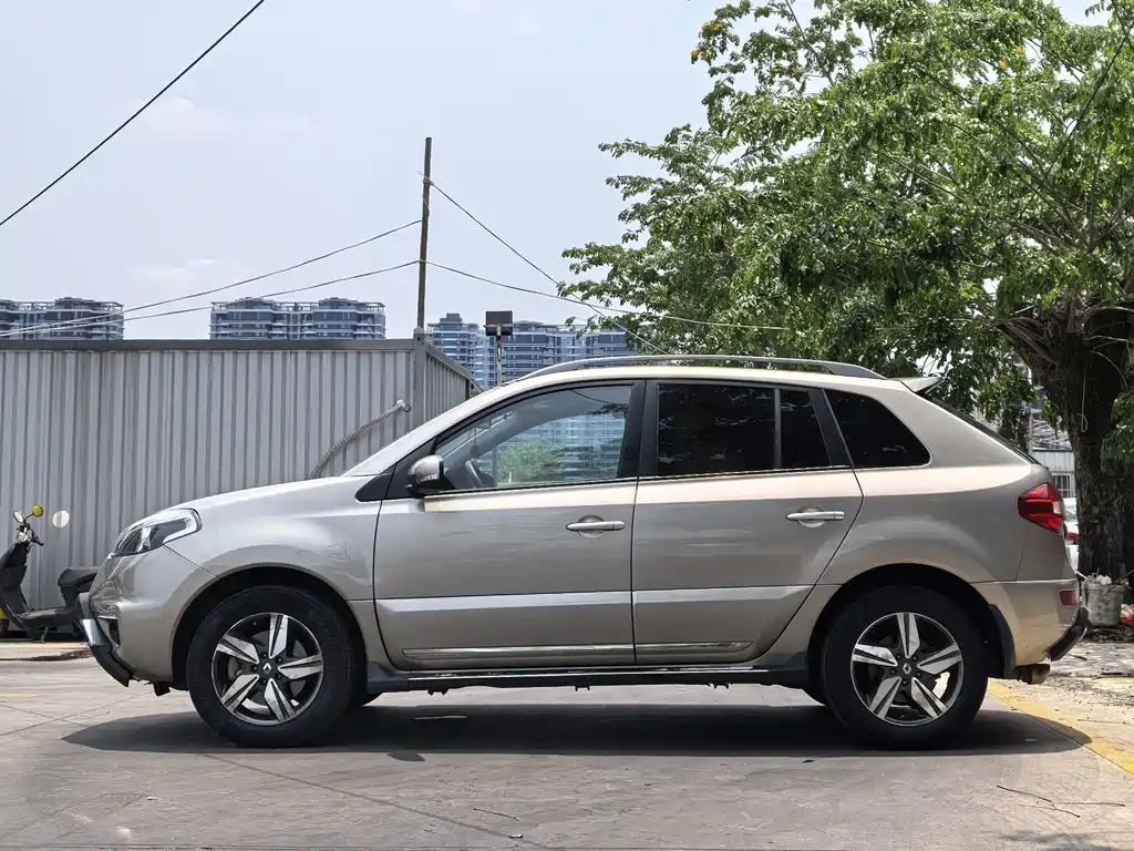 Renault Koleos 2014 — фото 10
