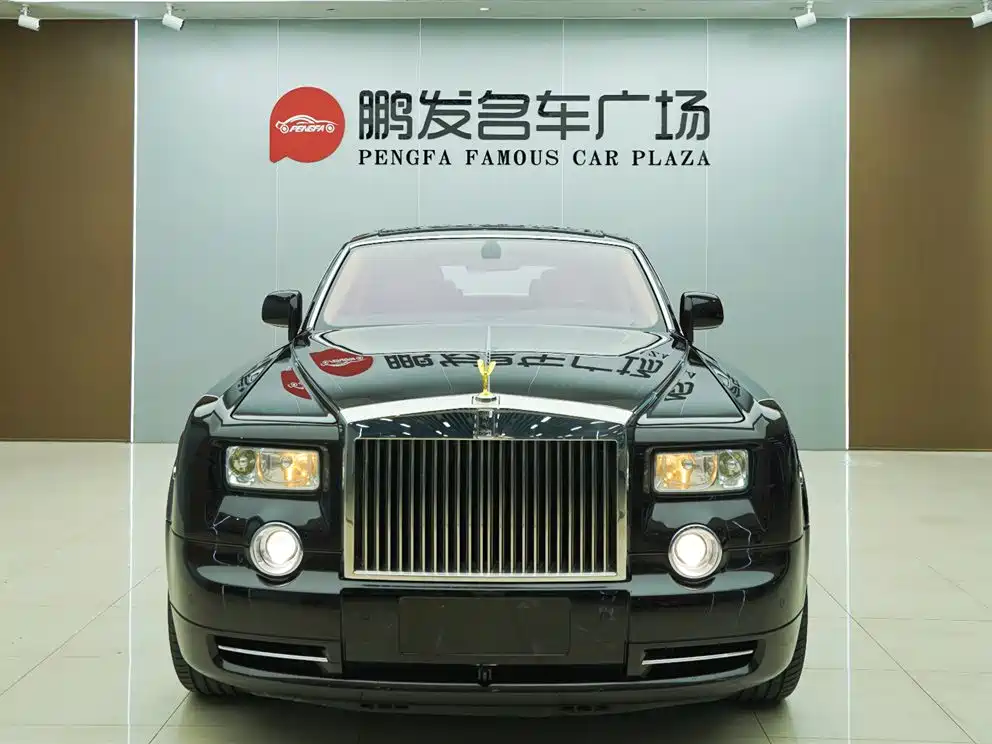 Rolls-Royce Phantom 2011 — фото 2