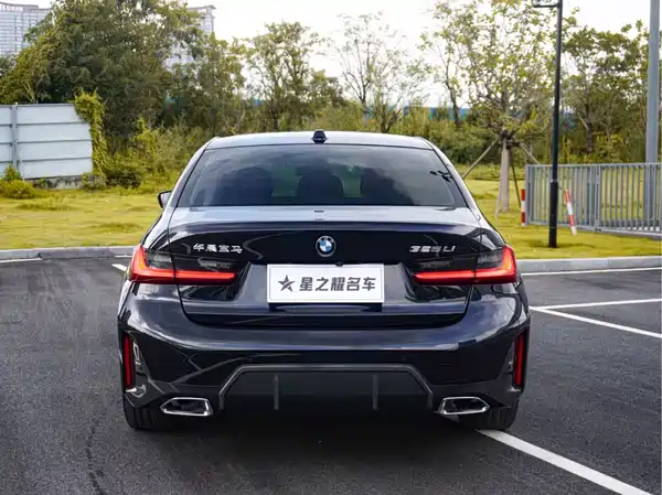 BMW 3 Series 2023