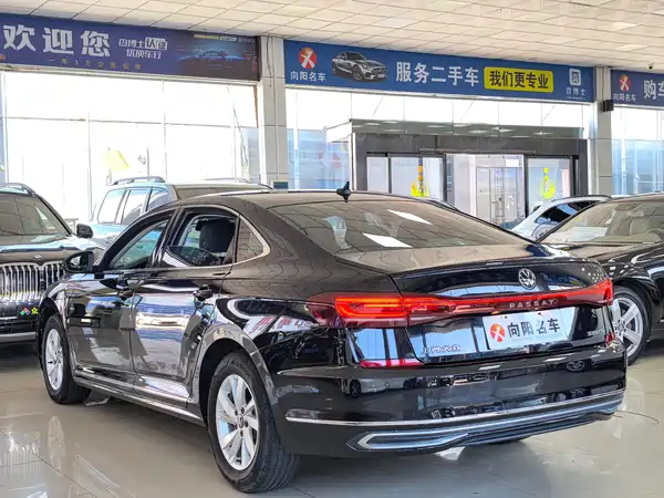 Volkswagen Passat 2023