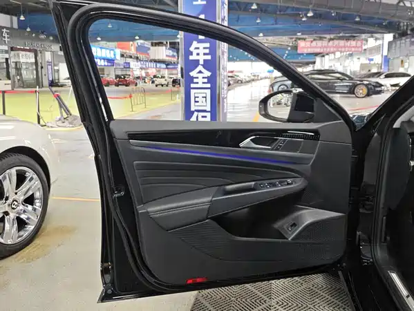 Volkswagen Passat 2023