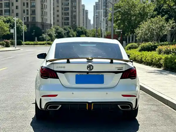 MG MG6 2021