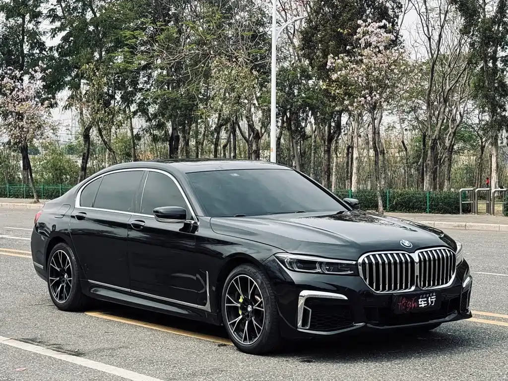 BMW 7 Series 2017 — фото 3
