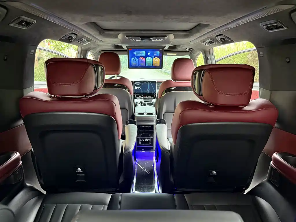 GAC Motor Trumpchi M8 2024 — фото 10