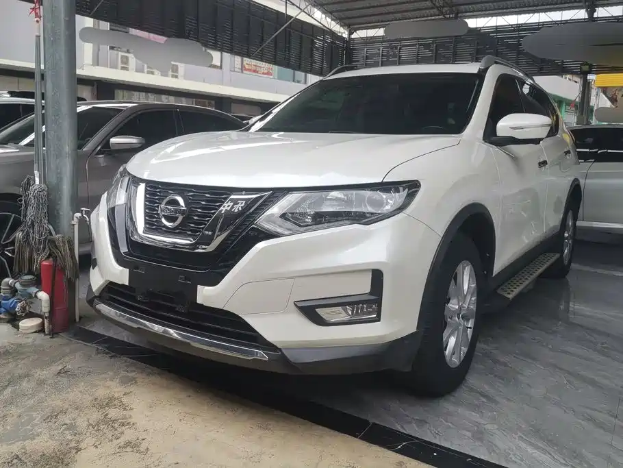 Nissan X-Trail 2019 — фото 1