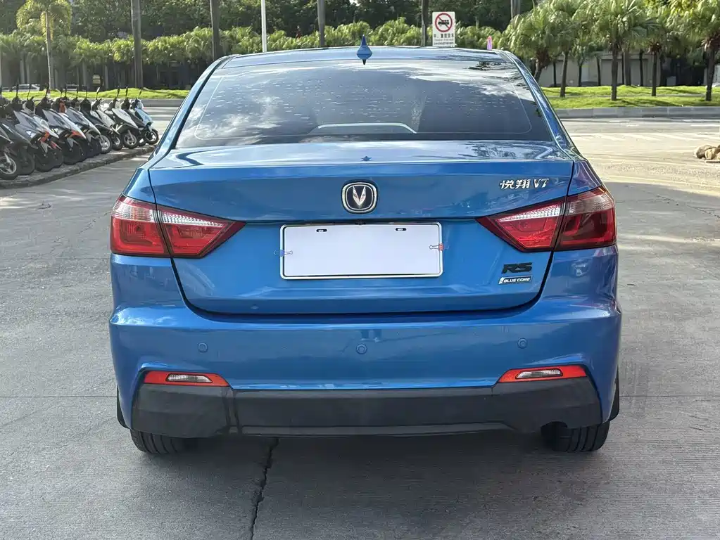 Changan Yuexiang V7 2017 — фото 10