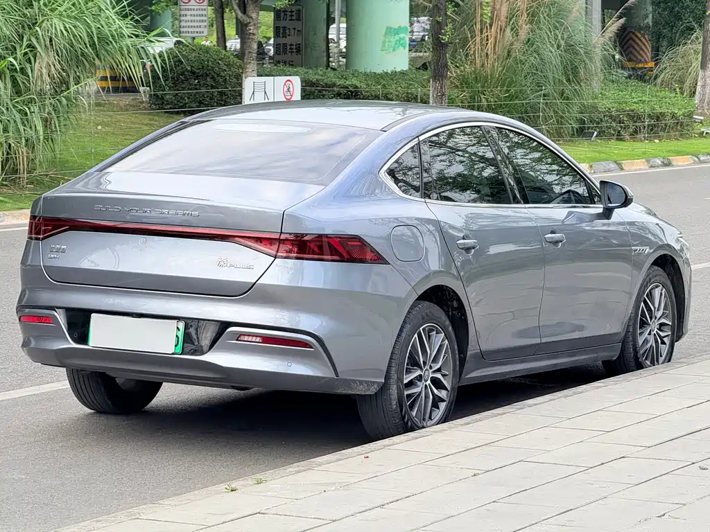 BYD Qin PLUS 2023 — фото 7