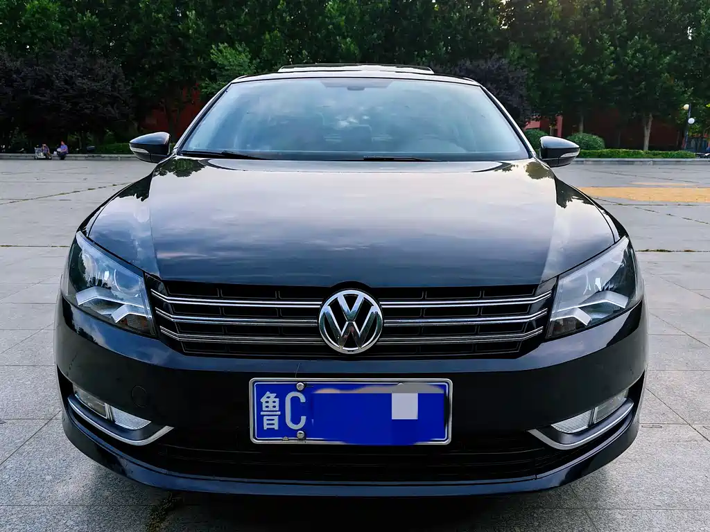 Volkswagen Passat 2011
