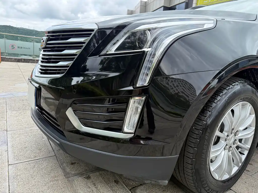 Cadillac XT5 2019 — фото 13