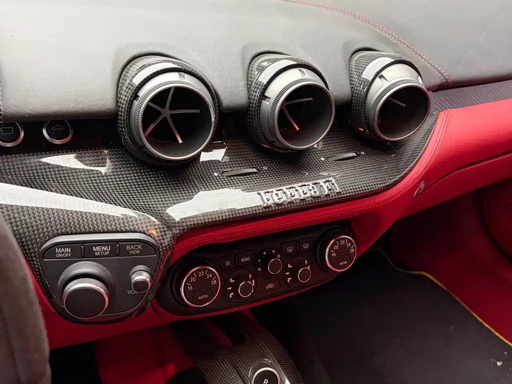 Ferrari F12berlinetta 2014 — фото 17
