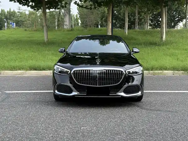 Mercedes-Benz Maybach S-Class 2025