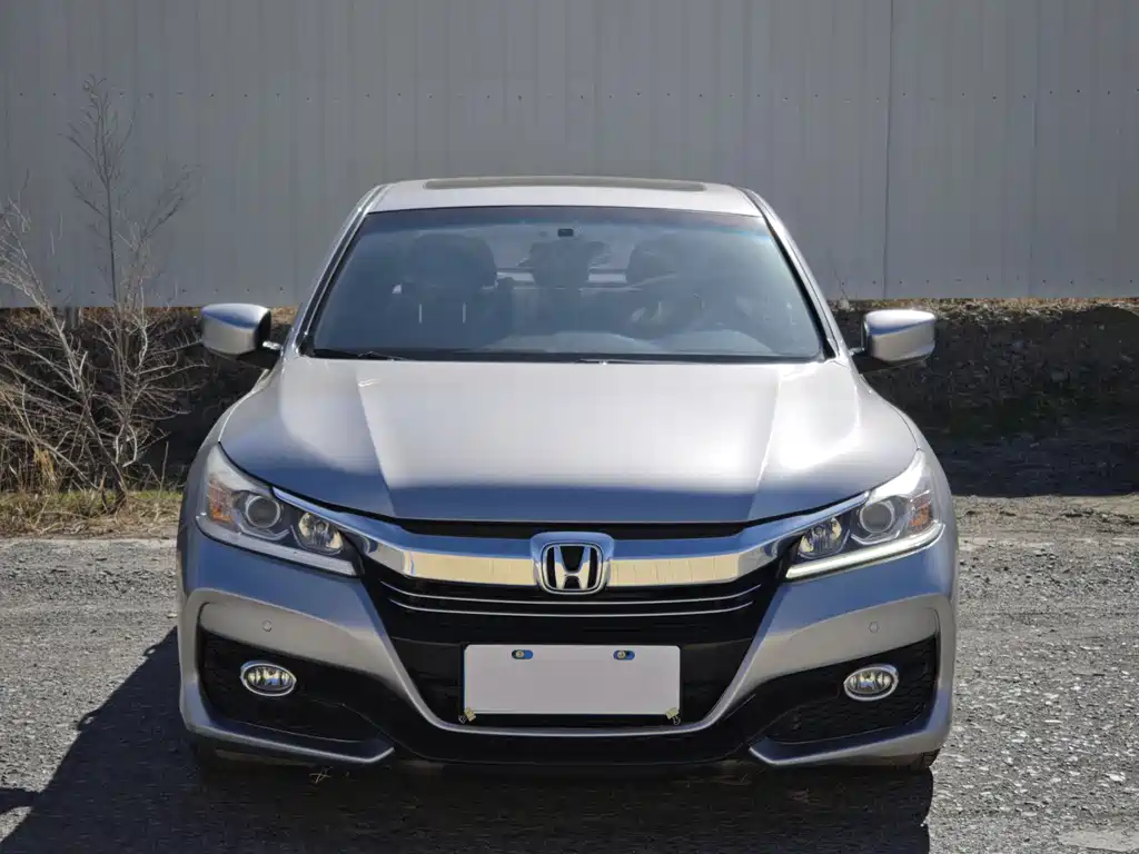 Honda Accord 2018 — фото 2