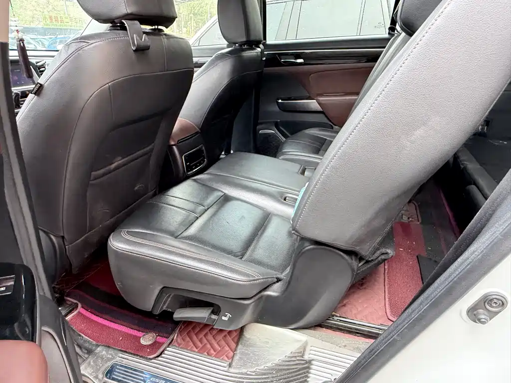 GAC Motor Trumpchi GS8 2018 — фото 10