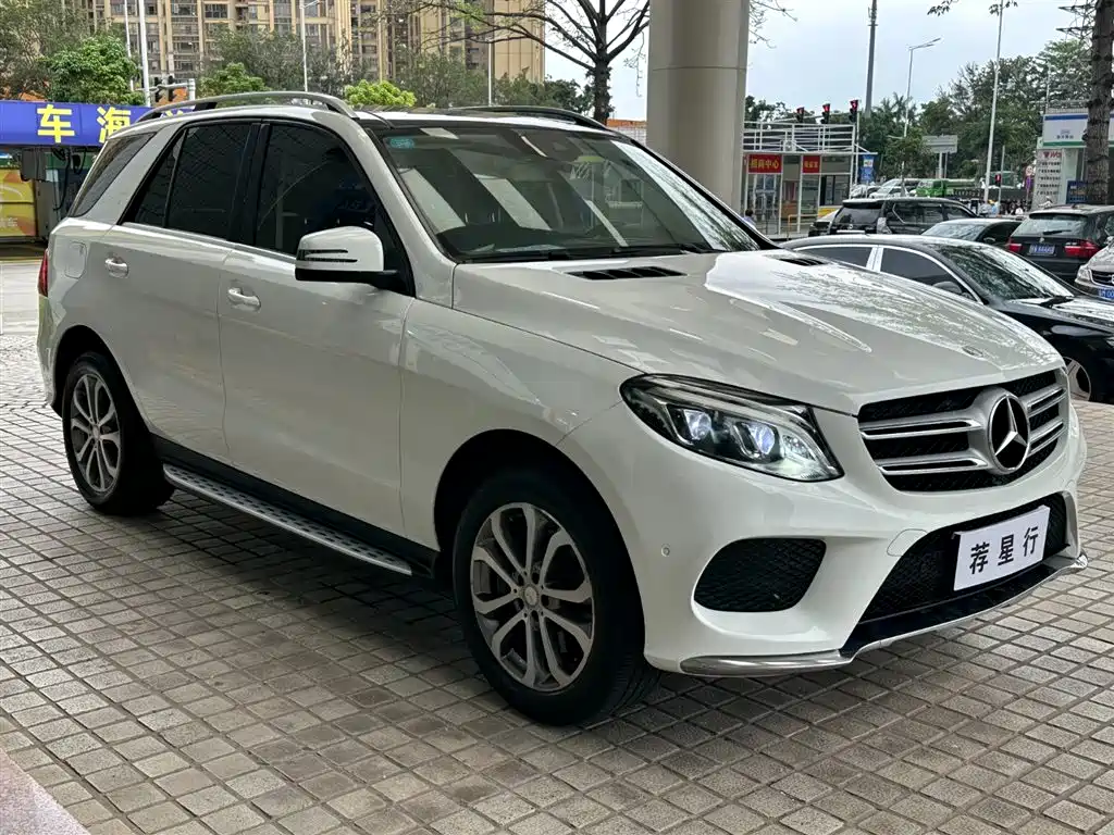 Mercedes-Benz GLE 2017 — фото 3