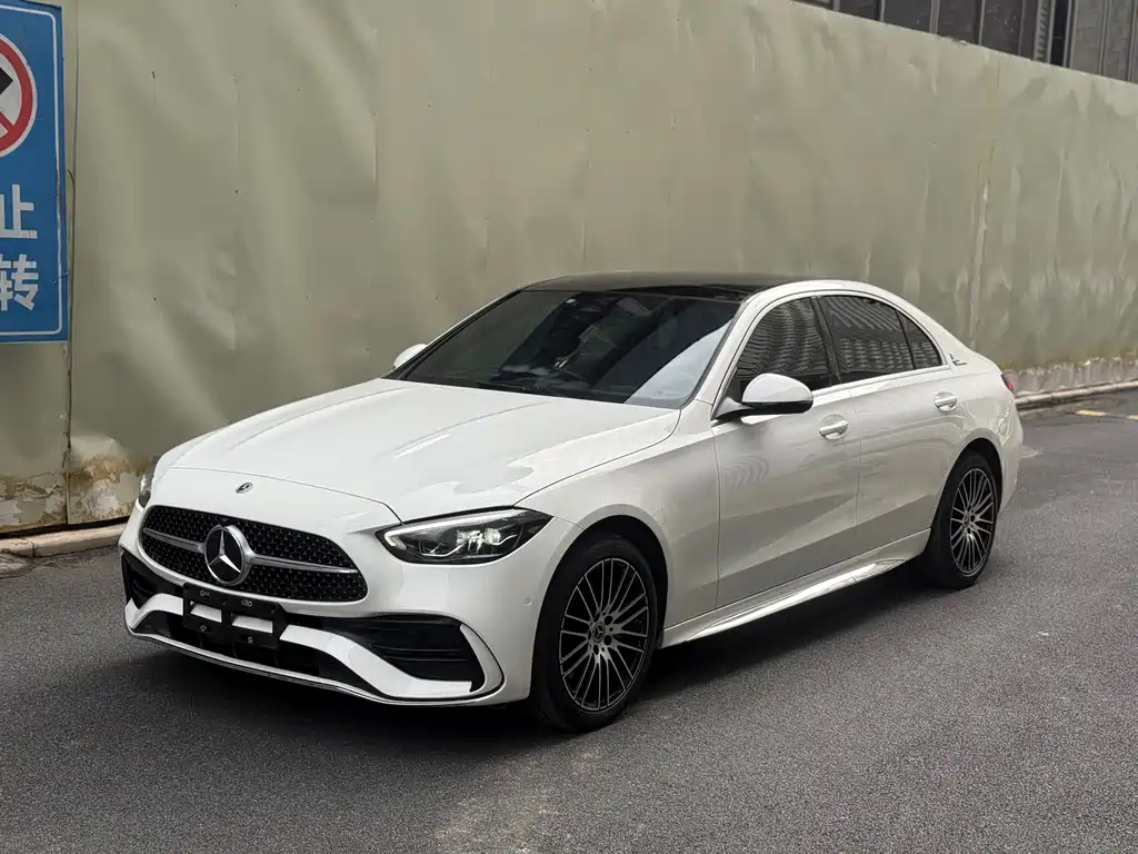 Mercedes-Benz C-Class 2022 — фото 1