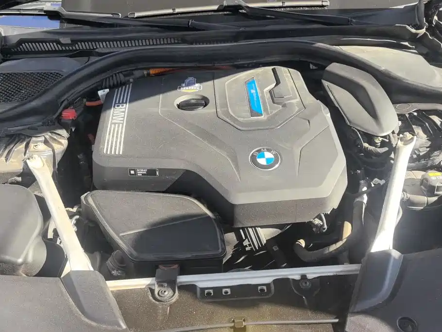BMW 5 Series New Energy 2022 — фото 10