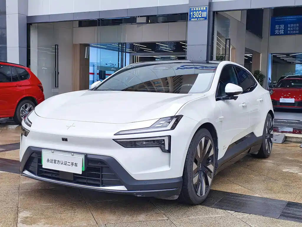 Polestar 4 2024