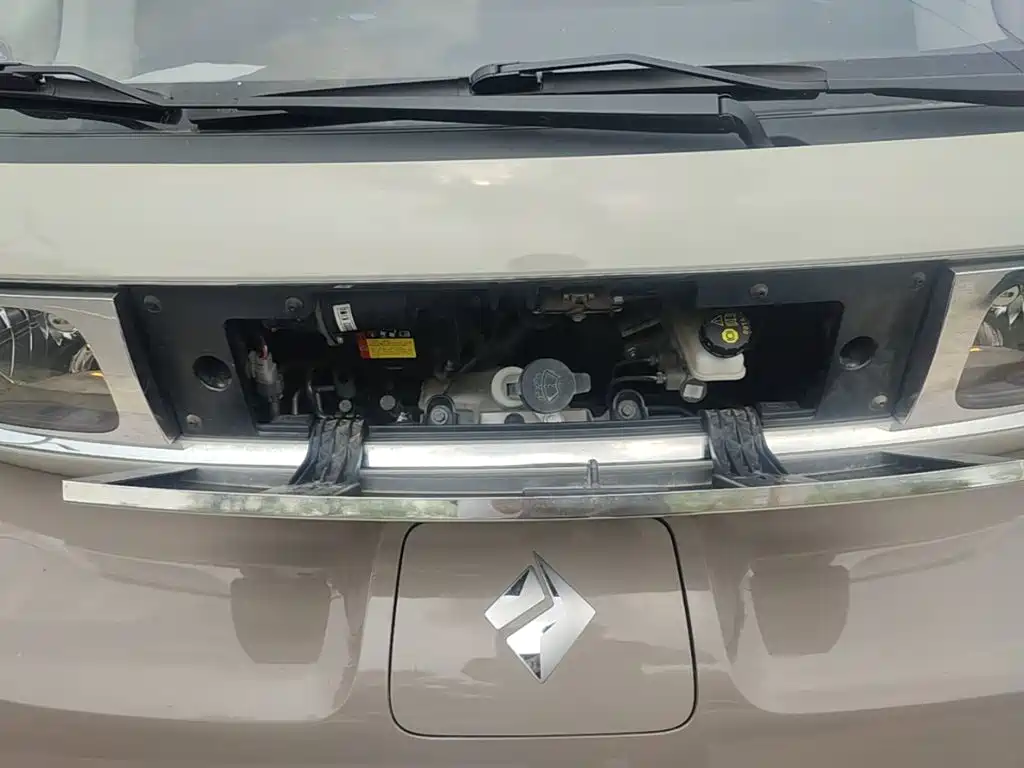 Baojun Kiwi EV 2023 — фото 20