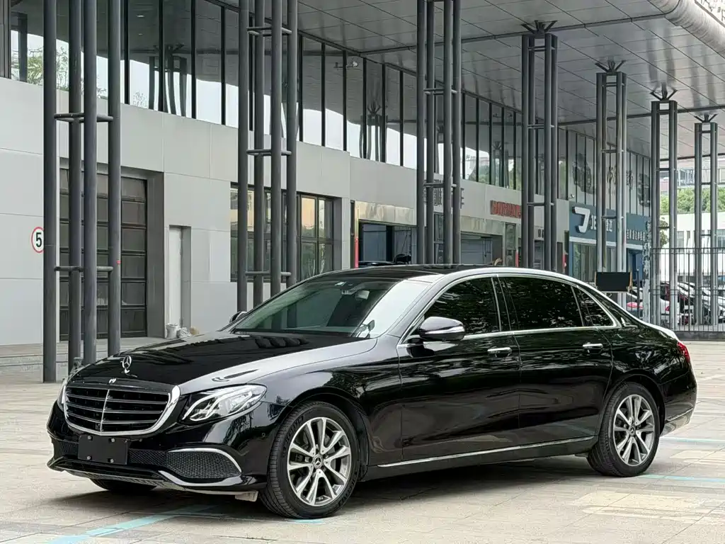 Mercedes-Benz E-Class 2019 — фото 2