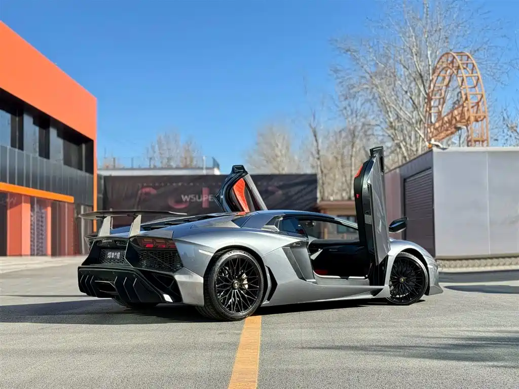Lamborghini Aventador 2016 — фото 3