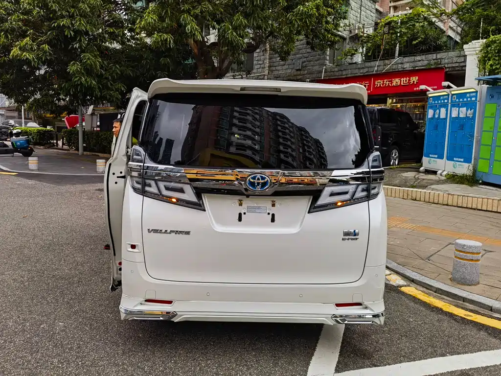 Toyota Vellfire 2019 — фото 12