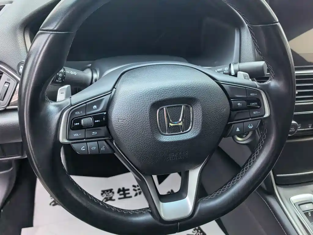 Honda Accord 2022 — фото 8