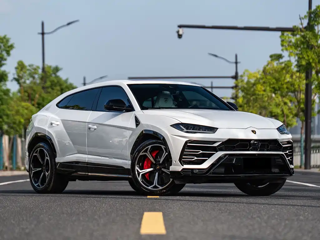 Lamborghini Urus 2019 — фото 3