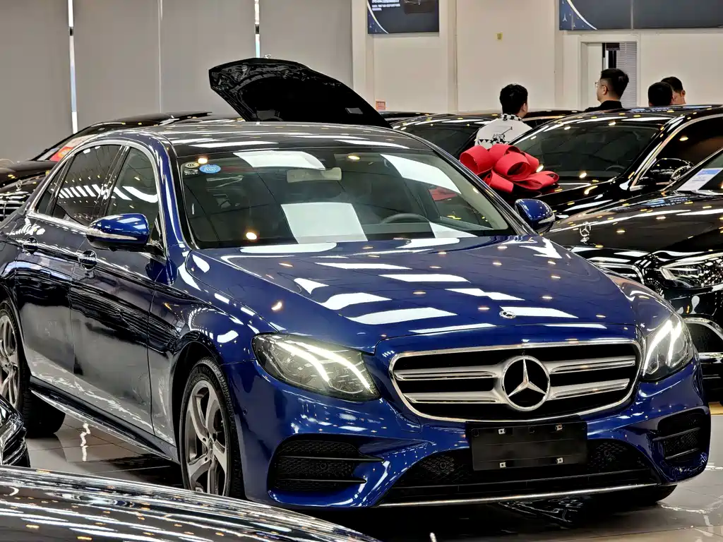 Mercedes-Benz E-Class 2019 — фото 14